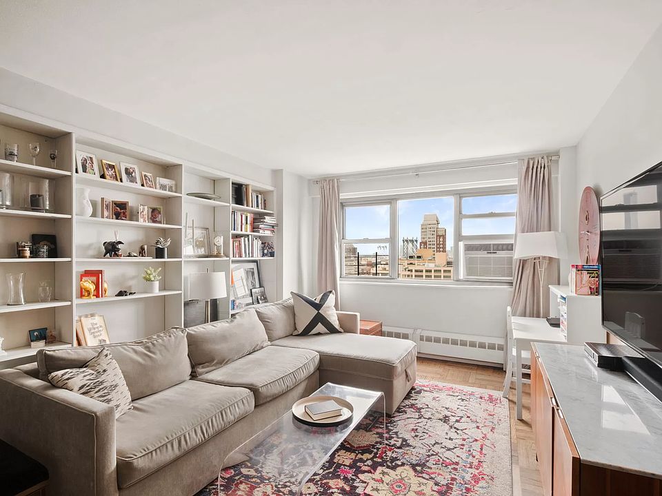 1st image of 195 Adams St APT 16C