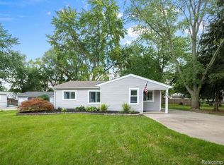 2603 Emmons Ave, Rochester Hills, MI 48307