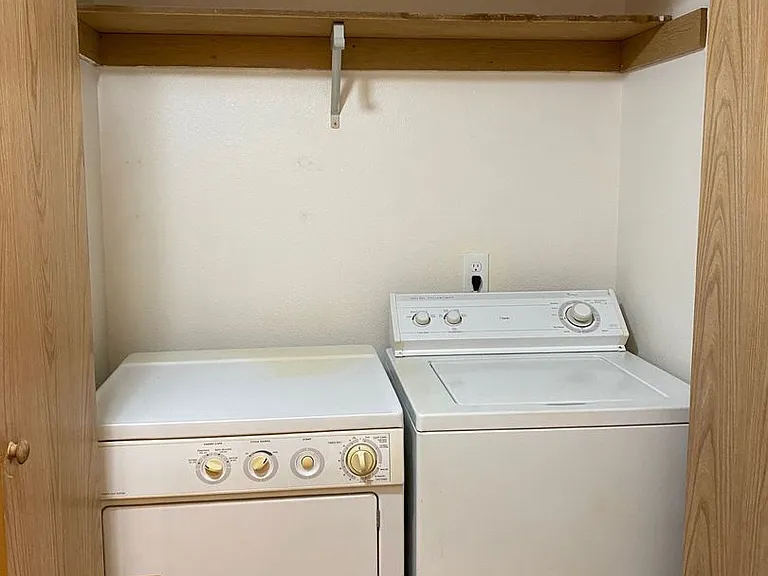 7020 NE 100th Ct — Photo 8