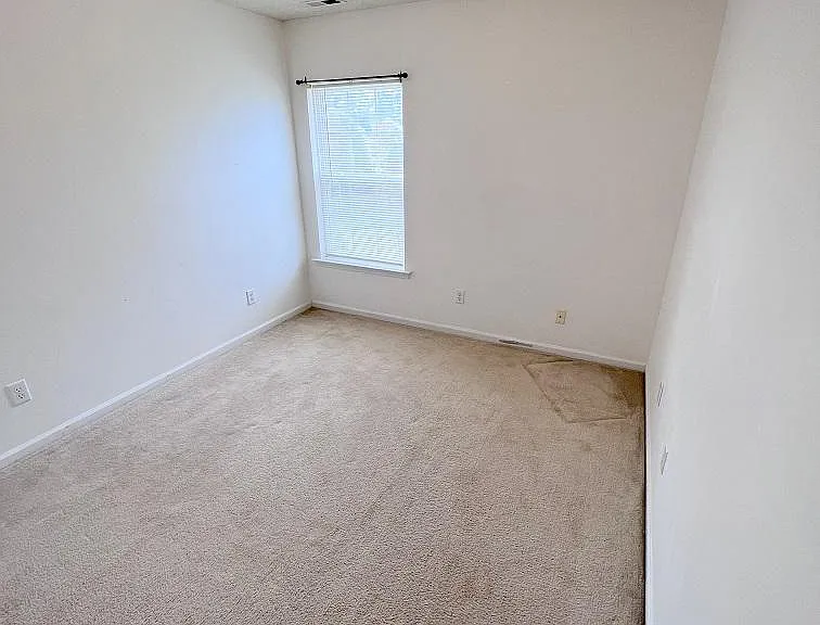 12 Kimbrough Ct — Photo 9