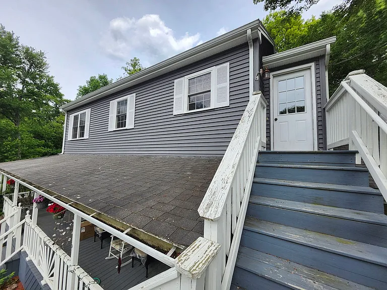 48 Sullivan Pl #2 — Photo 1