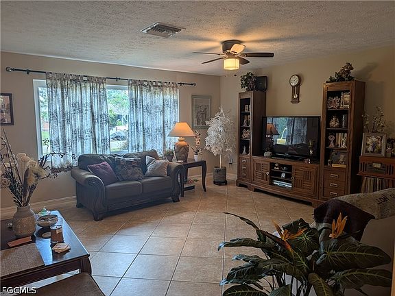 2nd image of 2324 Caladium Rd