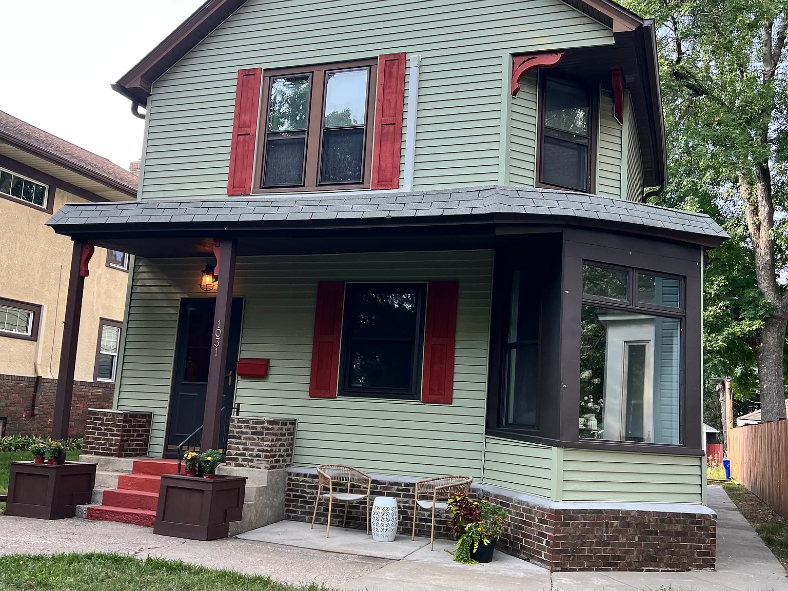3 bed, 2014 sqft, $3,045 — Photo 3