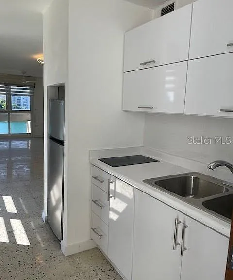 864 Ashford #816 — Photo 4