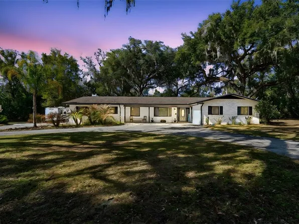 13550 11th St, Dade City, FL 33525