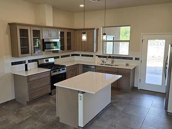 Kitchen 3
