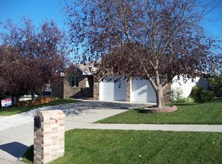 1114 Longhorn Dr, Norfolk, NE 68701