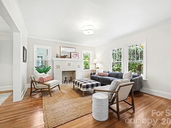 3rd image of 1012 E 35th St
