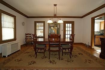 5th image of 387 Elmwood Ave