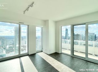 88 Queen St E #5809, Toronto, ON M5C 0B6