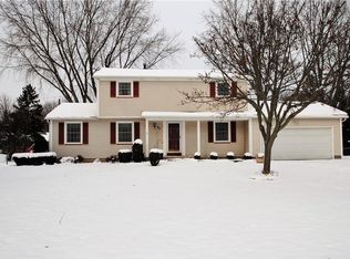 94 Rocmar Dr, Rochester, NY 14626