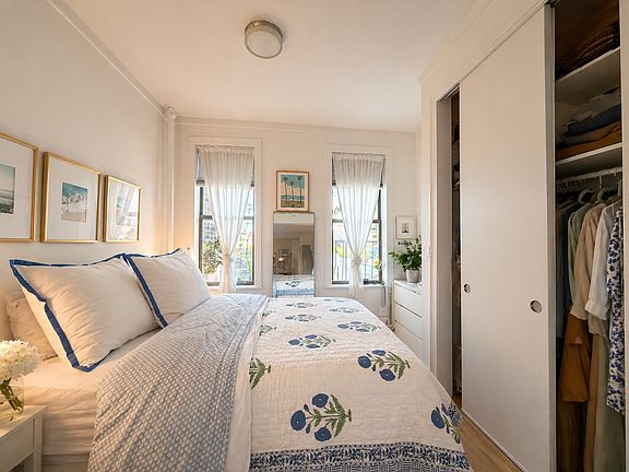 2nd image of 109 Saint Marks Pl APT 23