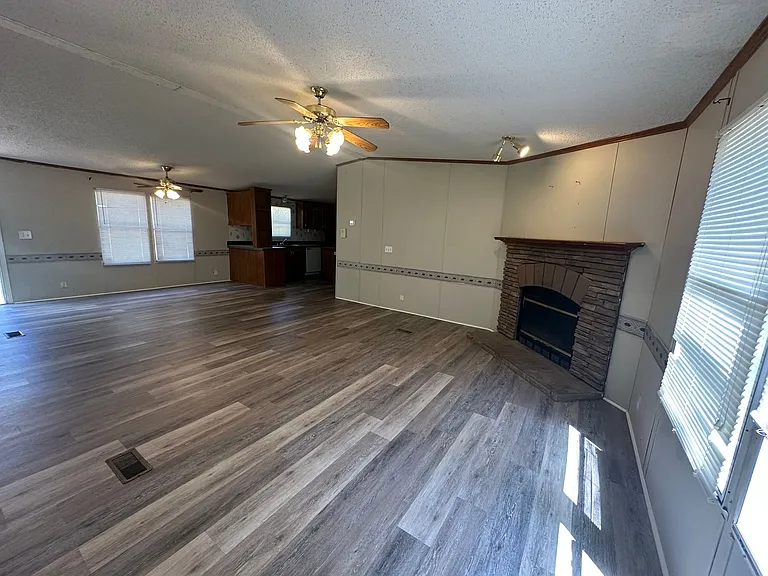 16521 Timberwood — Photo 4