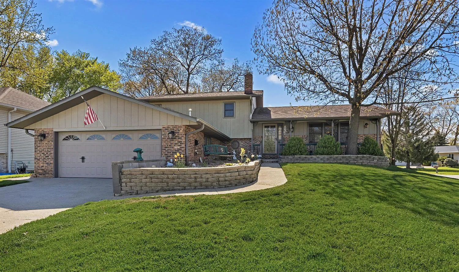 1814 Kennedy Ave photo 1