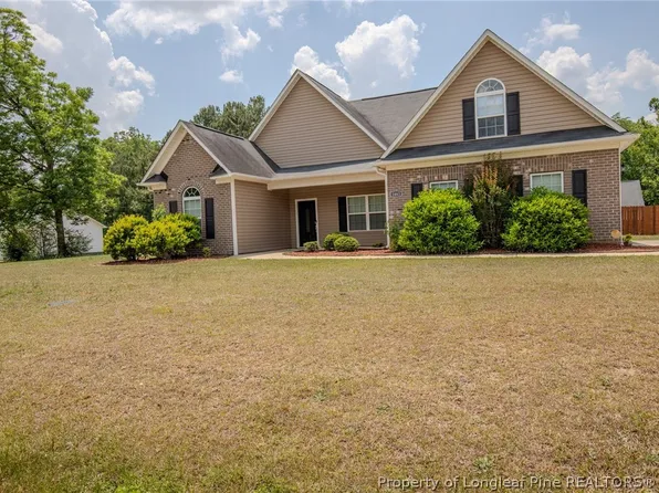 1463 Townsend Rd, Raeford, NC 28376