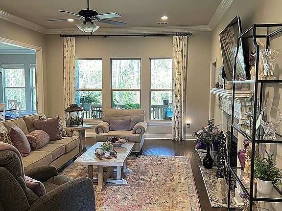 Living with natural light 