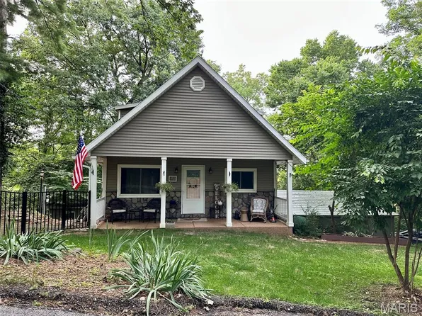649 Castlecliff Rd, Ballwin, MO 63021