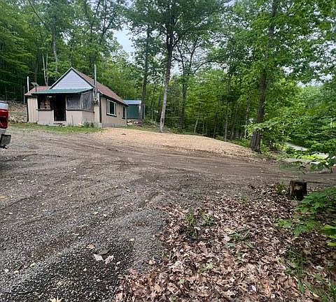 5th image of 34 Hillcrest Lane