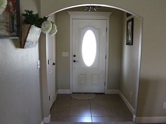 3rd image of 5 William Ln