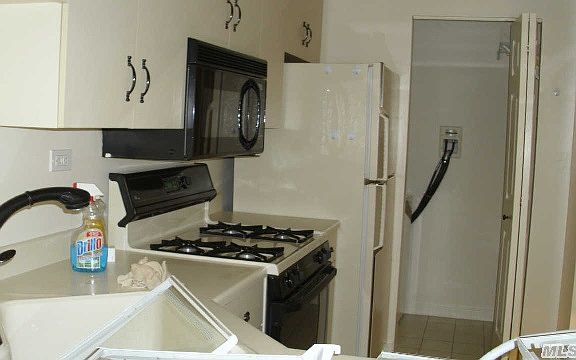 2nd image of 24143 Oak Park Dr