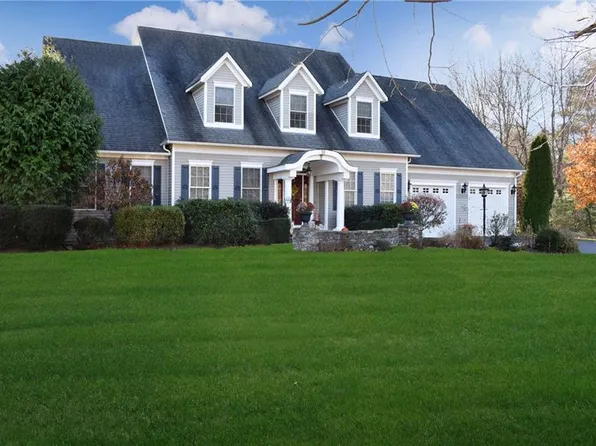306 Delano Dr, North Kingstown, RI 02852