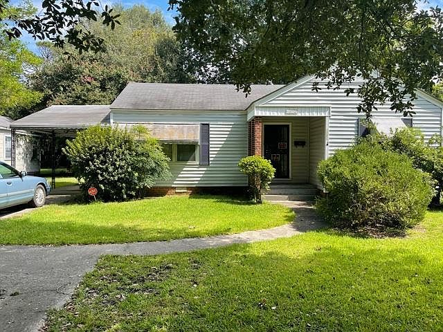 1st image of 1024 N Dyer Cir