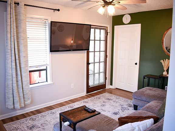5th image of 4304 San Juan Ave #1