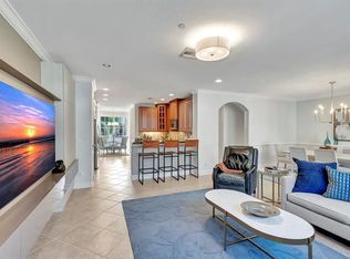 5585 NE Trieste Way, Boca Raton, FL 33487