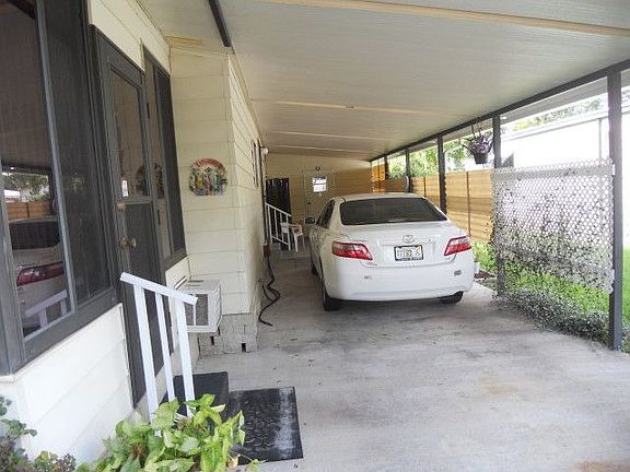 4th image of 1000 Walker St Lot 341