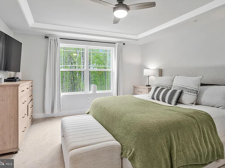 2764 Bridgewater Dr — Photo 16