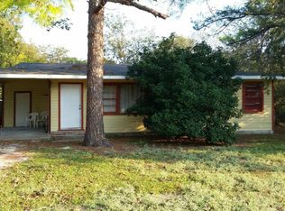 408 E Division St, Pilot Point, TX 76258