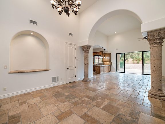 Grand entrance and ceilings