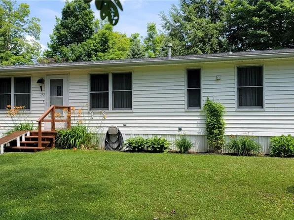 177 Bush Gdns, Alden, NY 14004