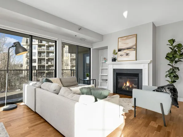 317 Groveland Ave Unit 305, Minneapolis, MN 55403