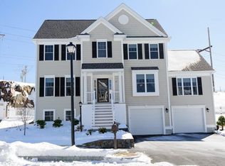 15 Osborne Hill Dr, Salem, MA 01970