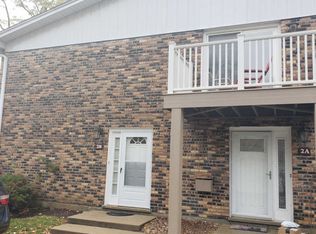 1905 Rosewood Ct APT 2B, Darien, IL 60561