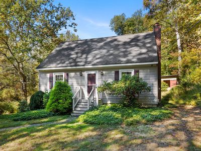 5 Woodbine Lane, Newtown, CT, 06470