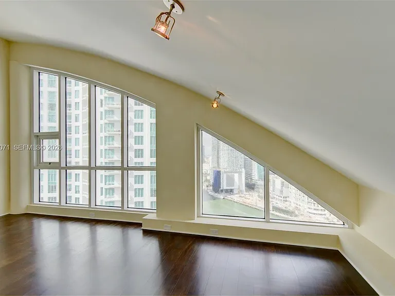 888 Brickell Key Dr #2802 — Photo 34