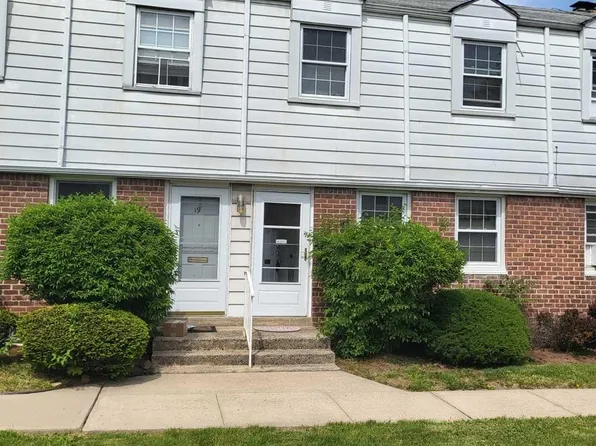 33 High St APT 20, Orange, NJ 07050