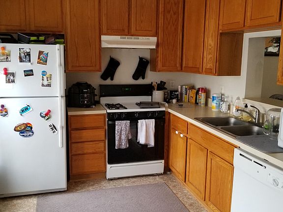 4th image of 13599 Beckingham Dr