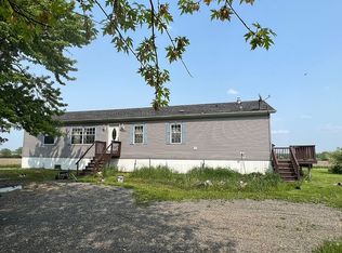 5384 N Lake Rd, Columbiaville, MI 48421