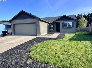 211 La Casa St, Eugene, OR 97402