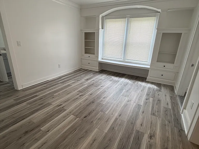 15203 Kinsman Rd #3 — Photo 7