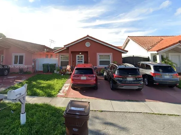 2514 W 74th St, Hialeah, FL 33016