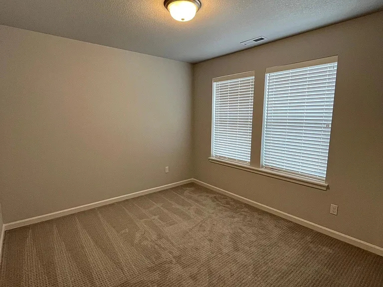 4131 SE Fortress Ln — Photo 18