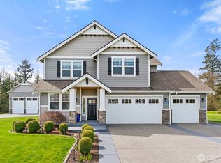 10916 Bay Meadows Ln, Burlington, WA 98233