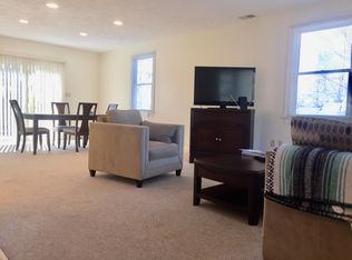 318 South Rd, Bedford, MA 01730