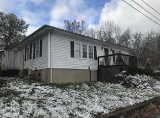 1317 E Windsor St, Kingsport, TN 37660