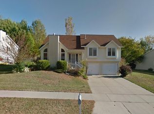 2141 Parkwood Hills Dr NE, Rochester, MN 55906