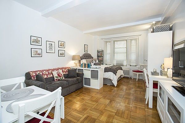1st image of 24 5th Ave APT 617